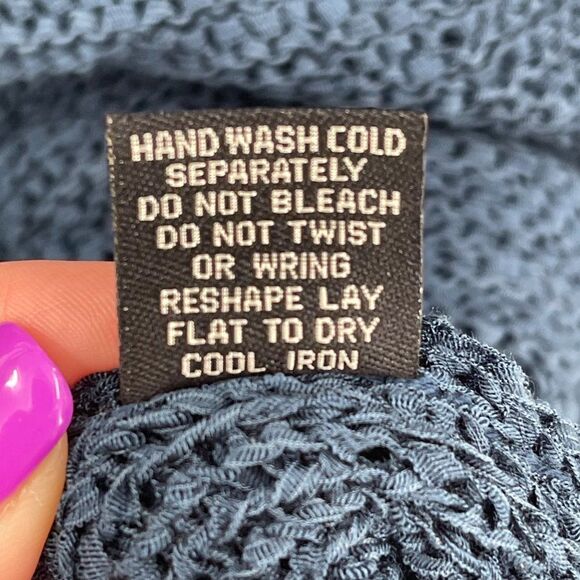 Max Sport Dark Ink Combo Fringed Poncho Sweater V-Neck S/M Blue MX13506-1 NWT - Picture 11 of 11